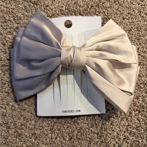 Forever 21 Hair Bow